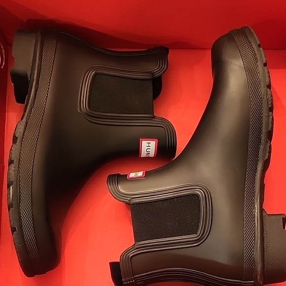 Hunter Classic Black Waterproof Boots - Picture 3 of 4